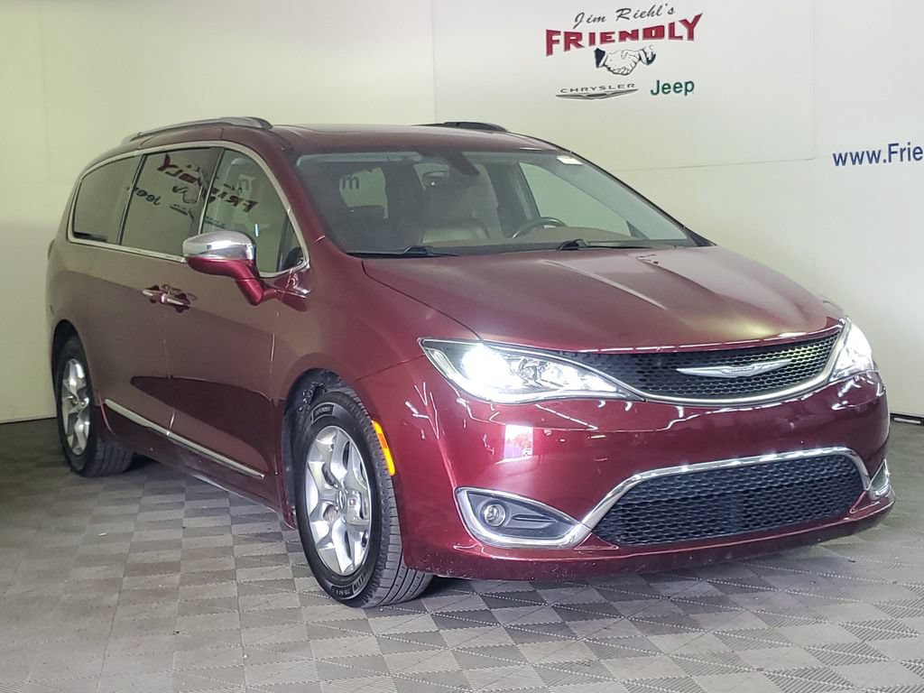 Used 2018 Chrysler Pacifica Limited FWD video 2