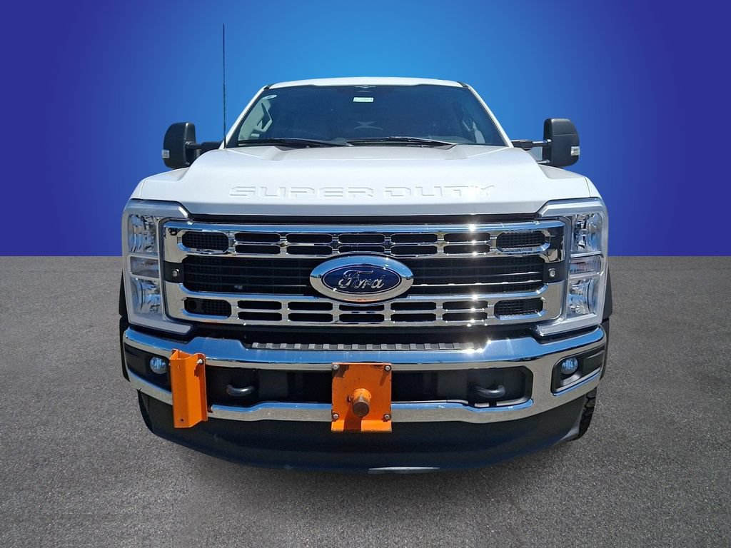 Used 2023 Ford F550 4x4 Crew Cab Super Duty image 2