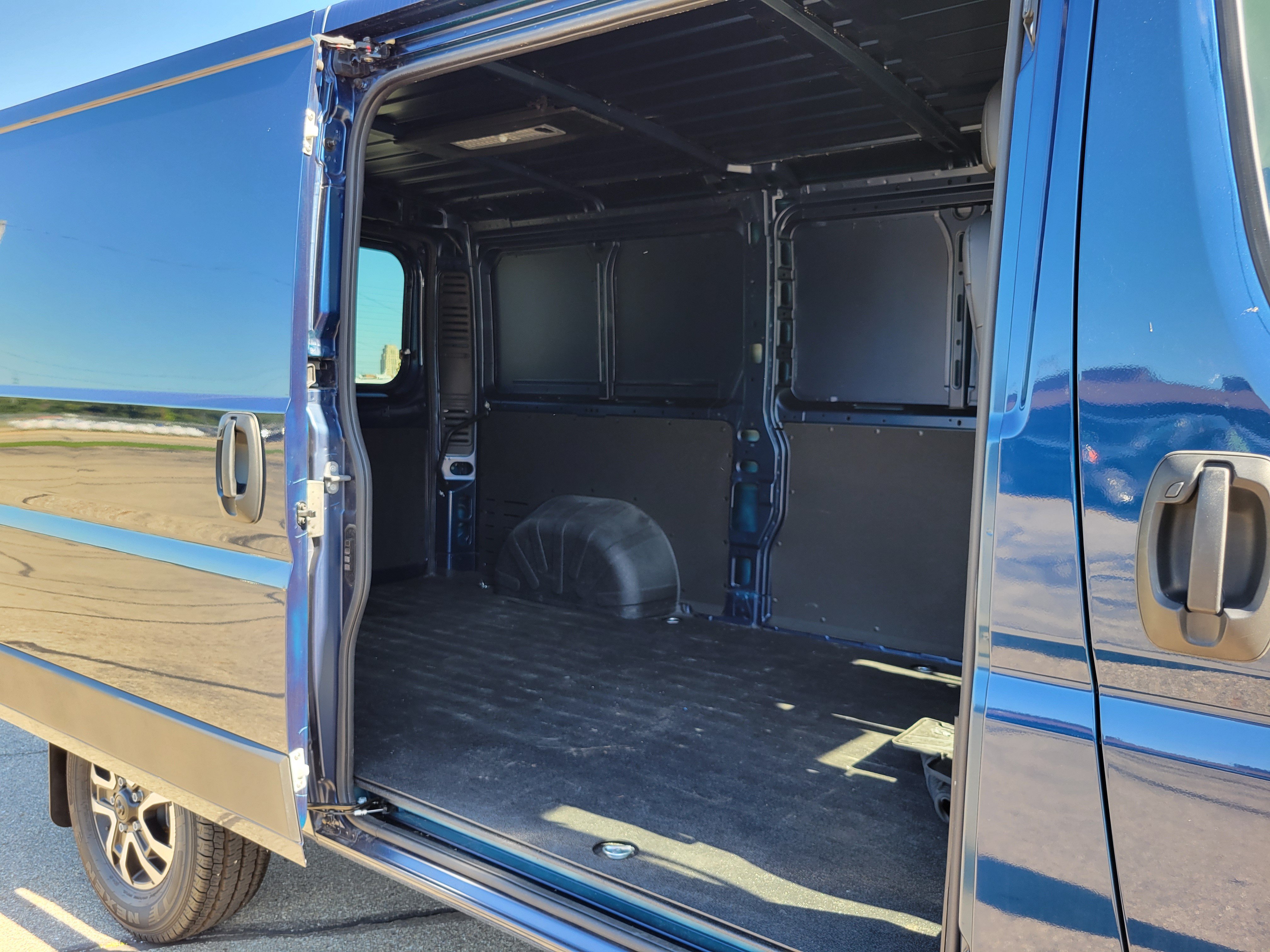 Used 2025 RAM ProMaster 1500 w/ Quick Order Package 22H SLT+ FWD image 17