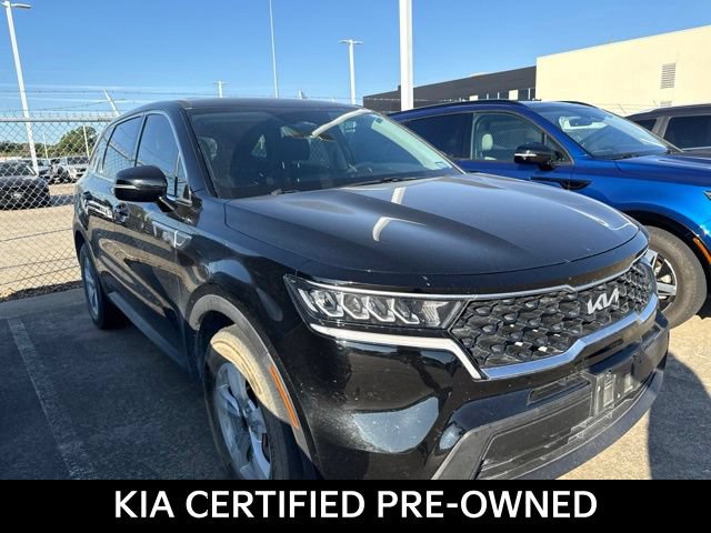 Certified 2022 Kia Sorento LX FWD image 3