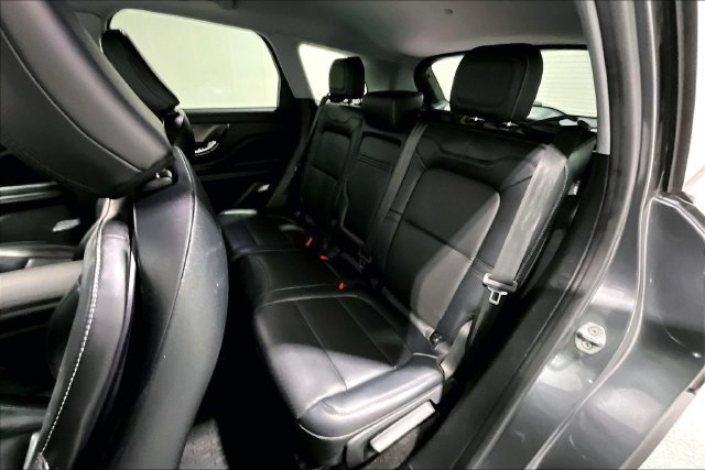 Used 2022 Lincoln Corsair AWD w/ Elements Package image 29