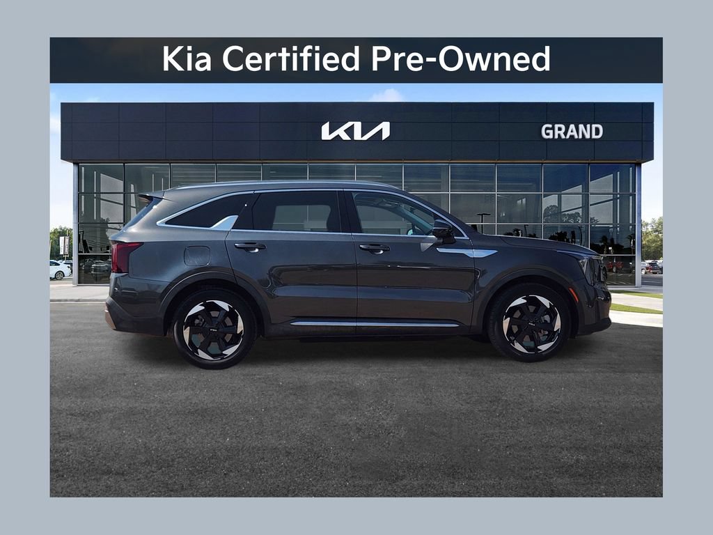 Certified 2025 Kia Sorento EX w/ EX Panoramic Sunroof Package AWD/4WD image 1