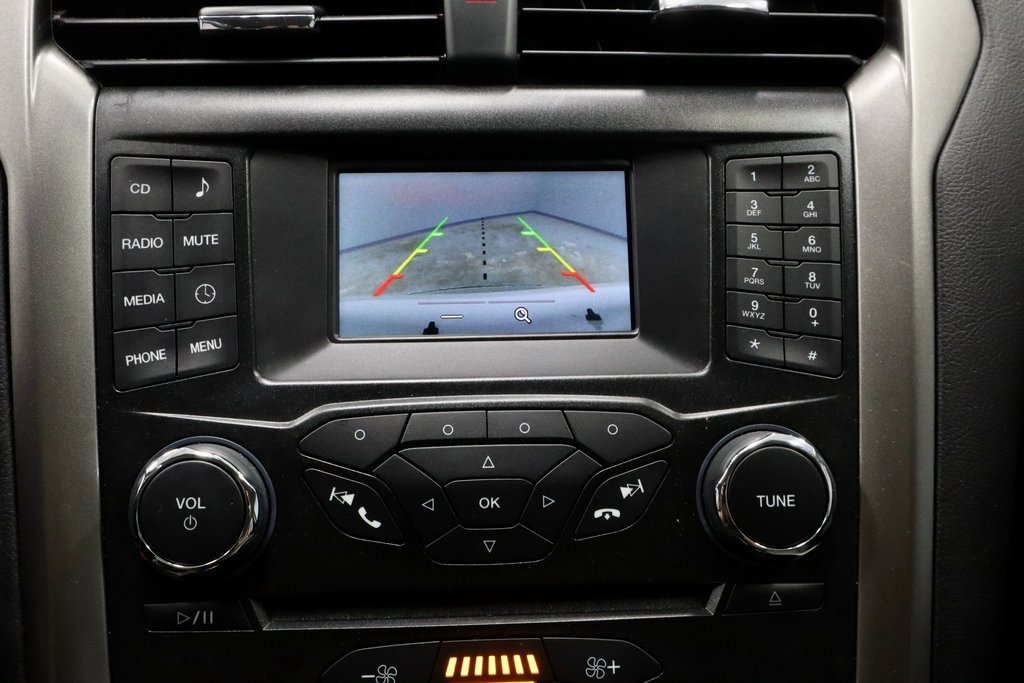 Used 2018 Ford Fusion S image 2