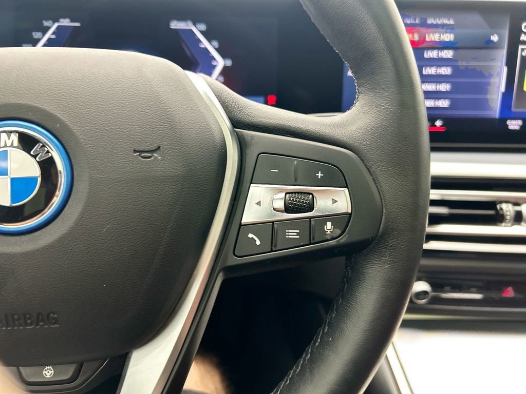 Certified 2023 BMW i4 eDrive35 w/ Premium Package image 12