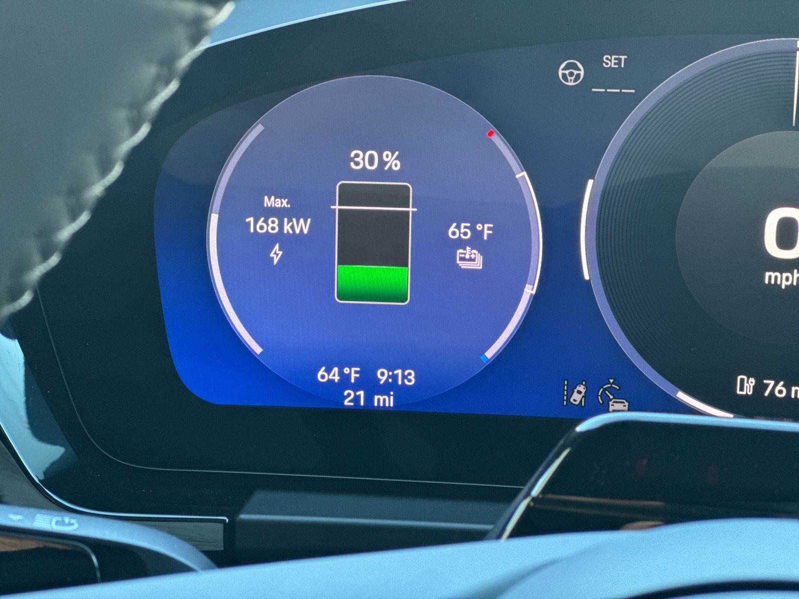 New 2026 Porsche Macan 4S Electric AWD/4WD image 32