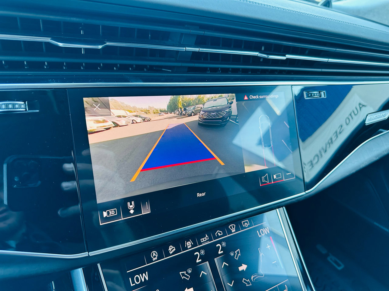 Used 2019 Audi Q8 Prestige image 31