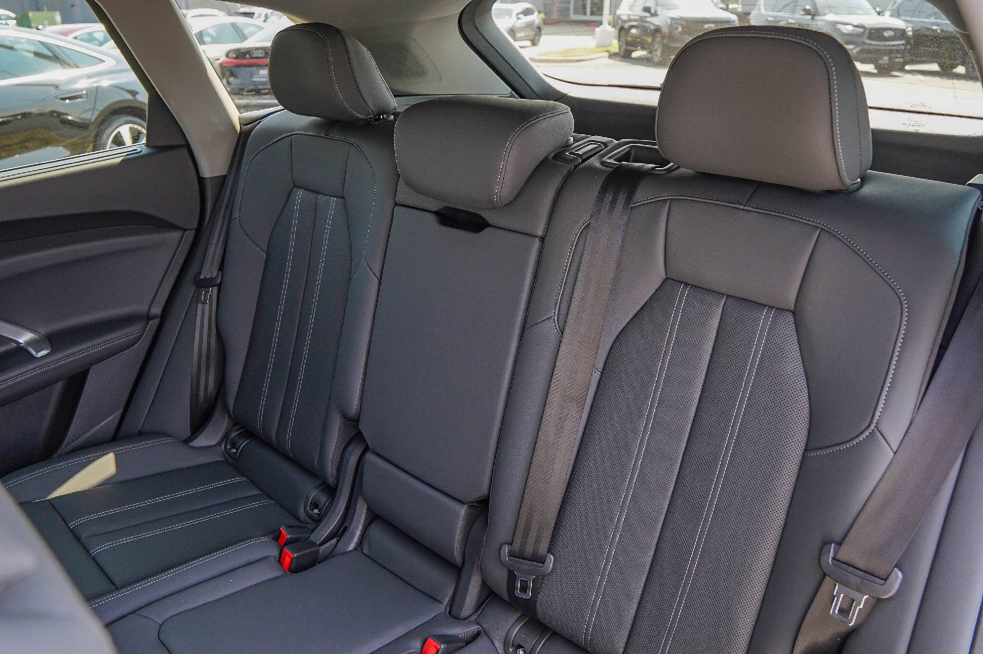 New 2025 Audi Q5 Premium Plus image 25