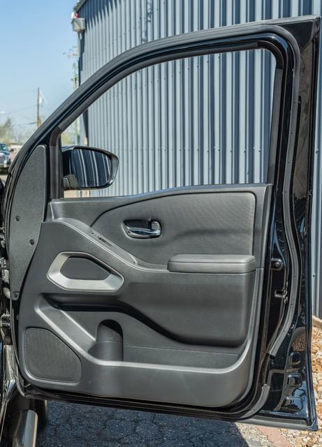 Used 2022 Nissan Frontier SV image 43