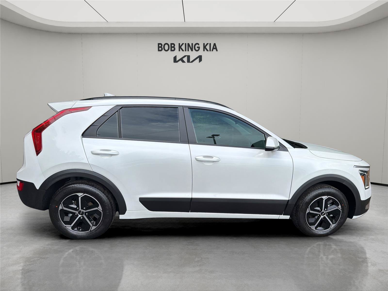 New 2026 Kia Niro LX FWD image 6