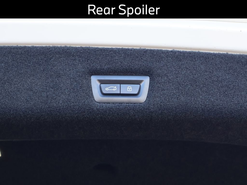 Certified 2025 BMW 760i xDrive image 23