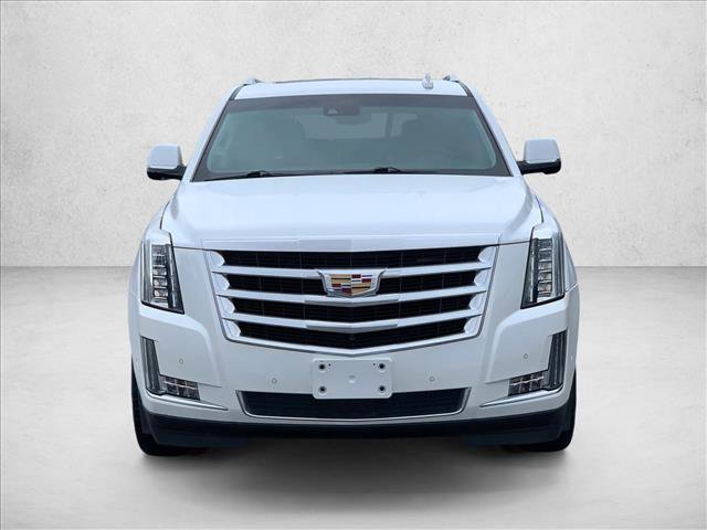 Used 2017 Cadillac Escalade Premium Luxury image 2