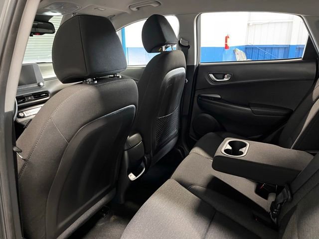 Used 2023 Hyundai Kona SE FWD image 17