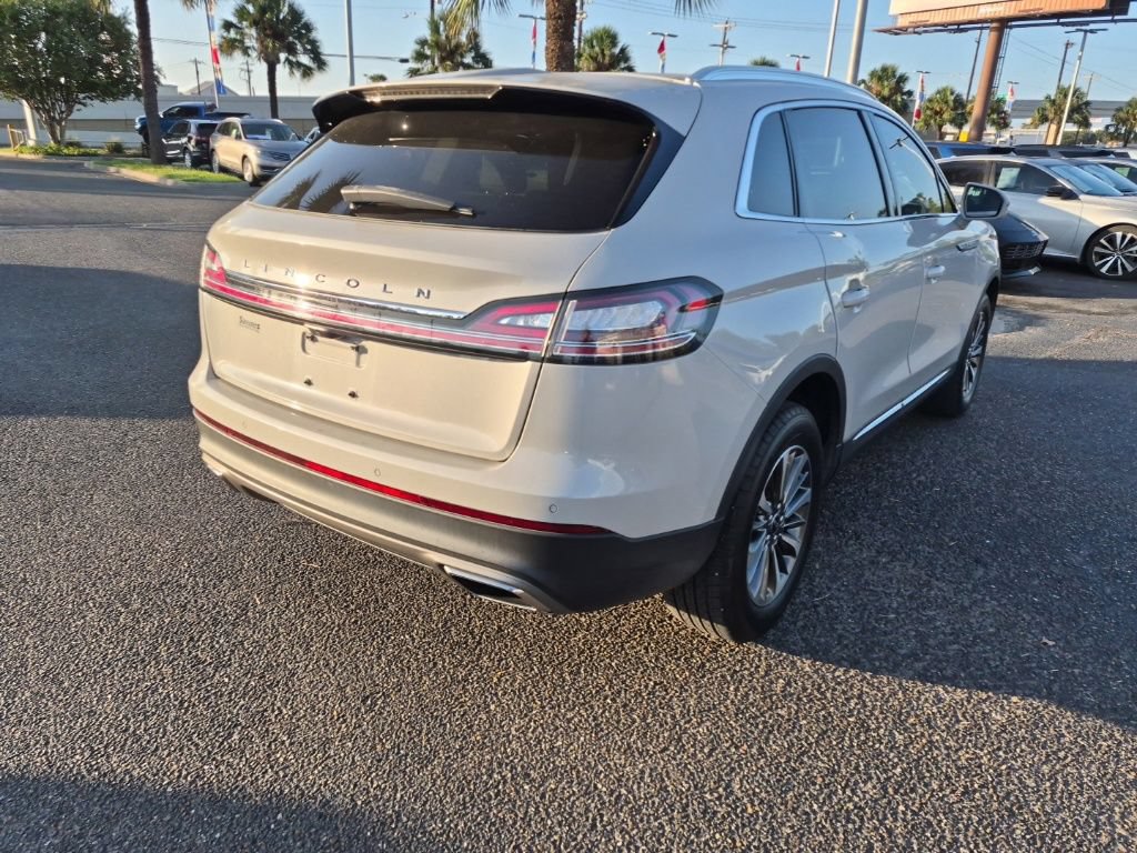 Used 2023 Lincoln Nautilus AWD w/ Premium Package image 5