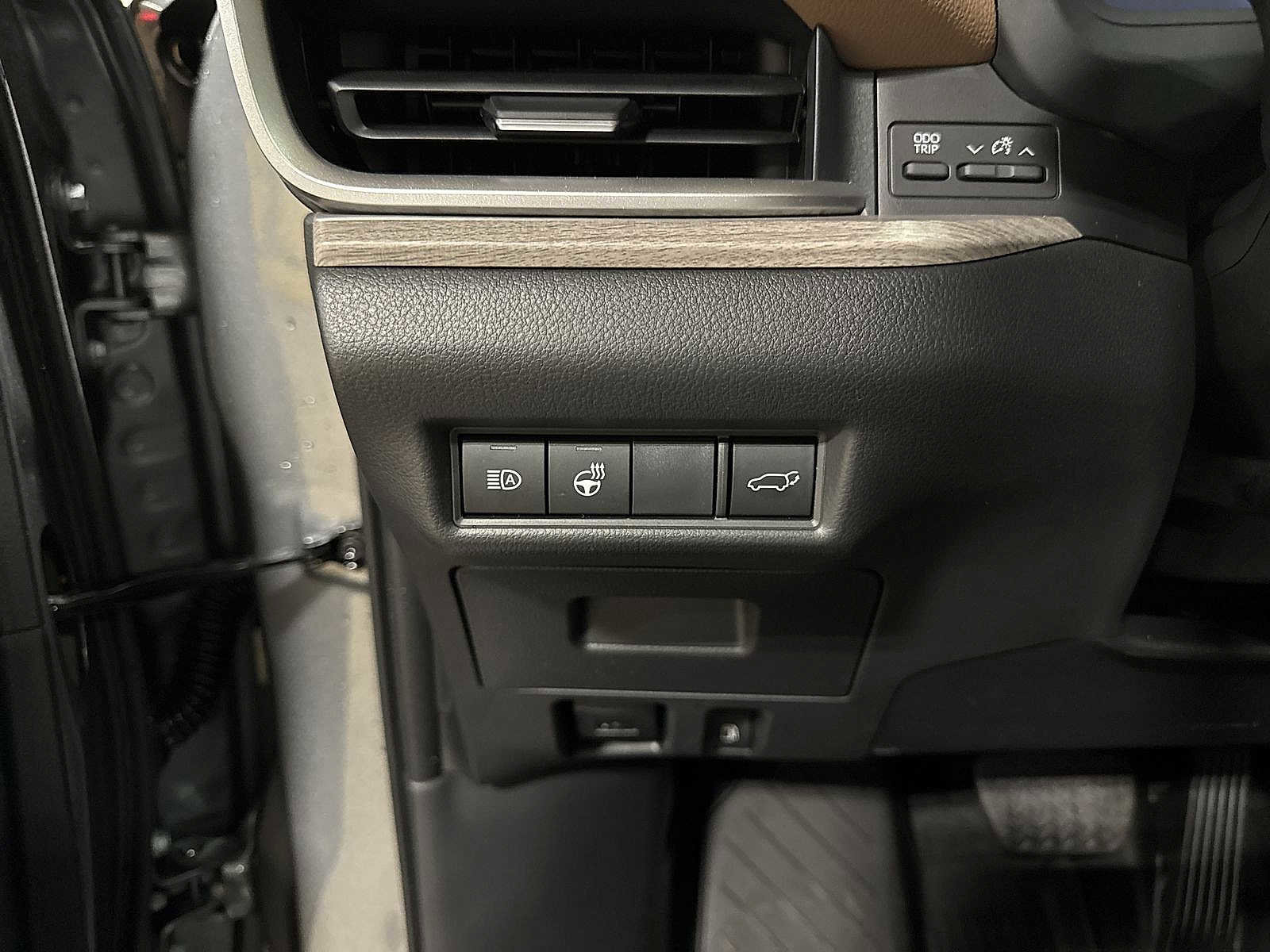 Used 2026 Toyota Grand Highlander Platinum image 34