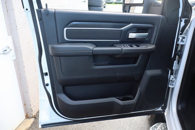 Used 2025 RAM 2500 Big Horn image 10