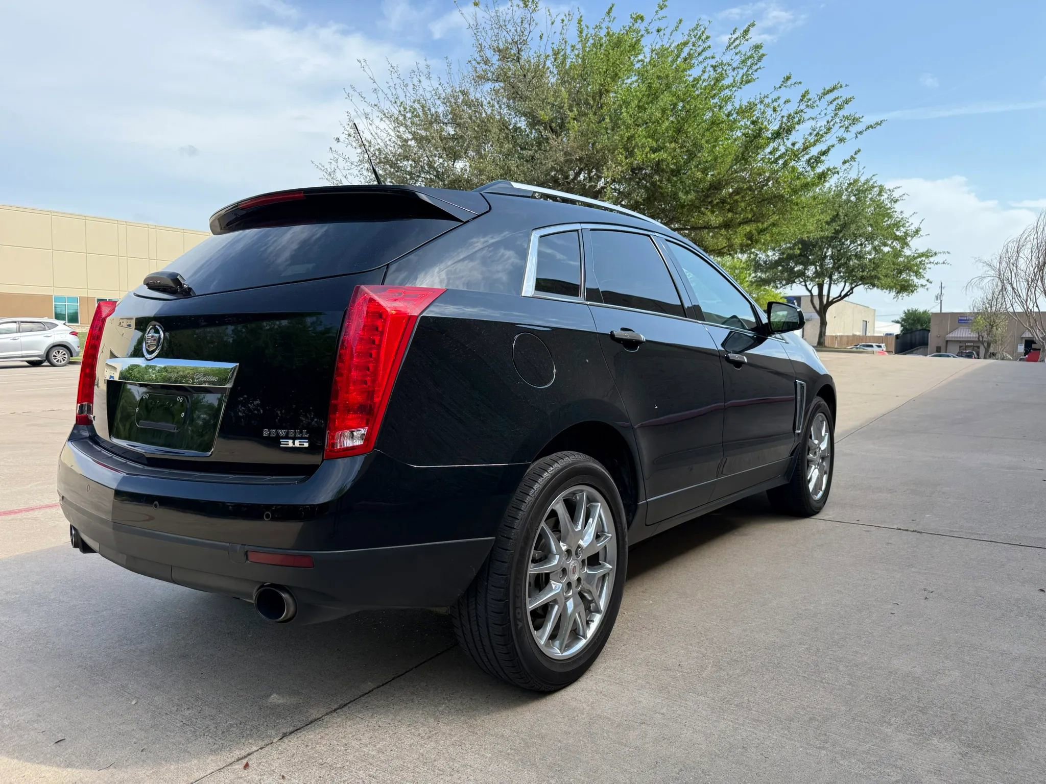 Used 2014 Cadillac SRX Performance w/ Driver Awareness Package image 5