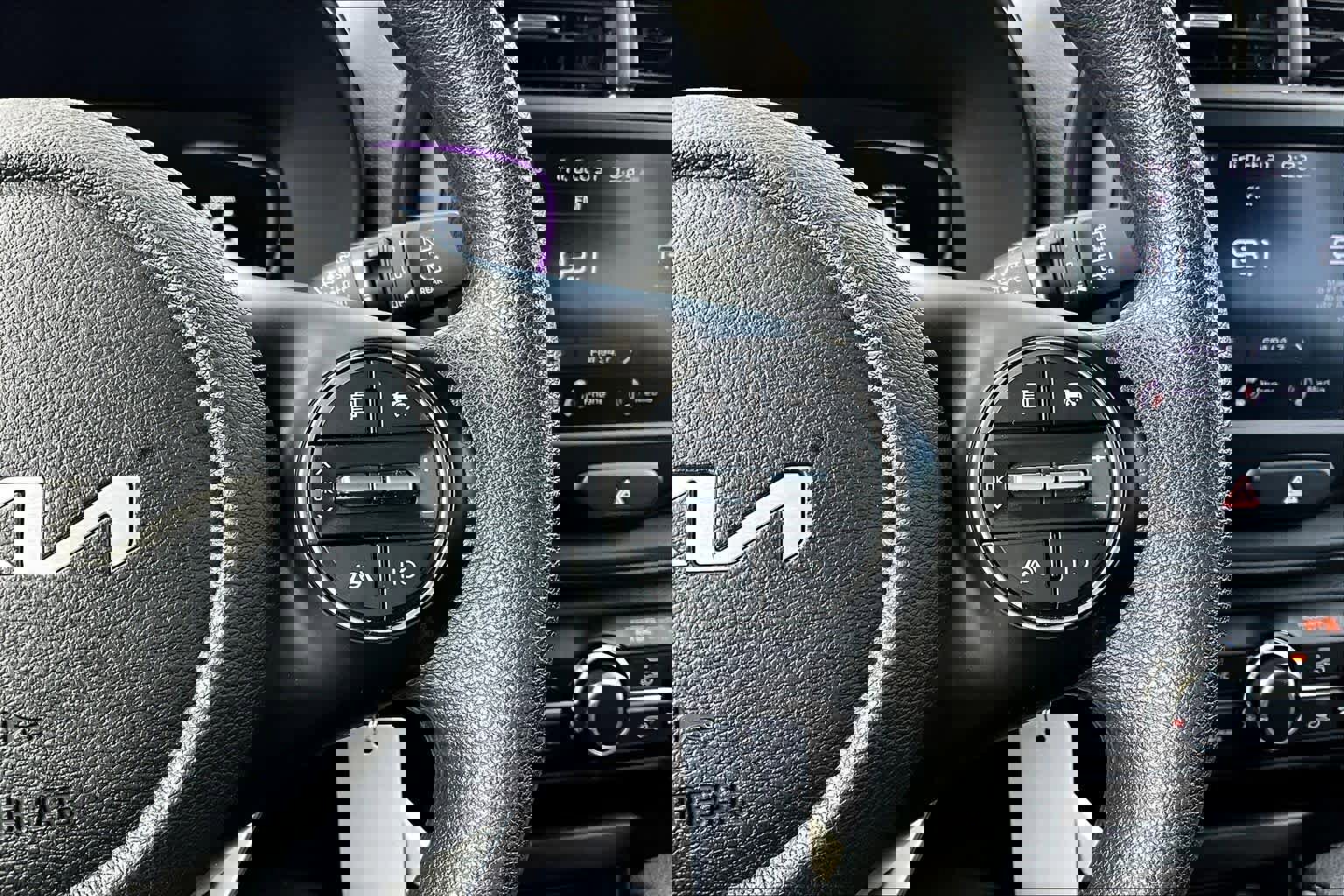 Used 2023 Kia Soul LX image 24