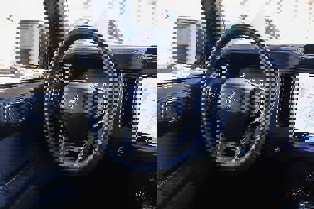 New 2025 Ford Bronco Outer Banks image 16