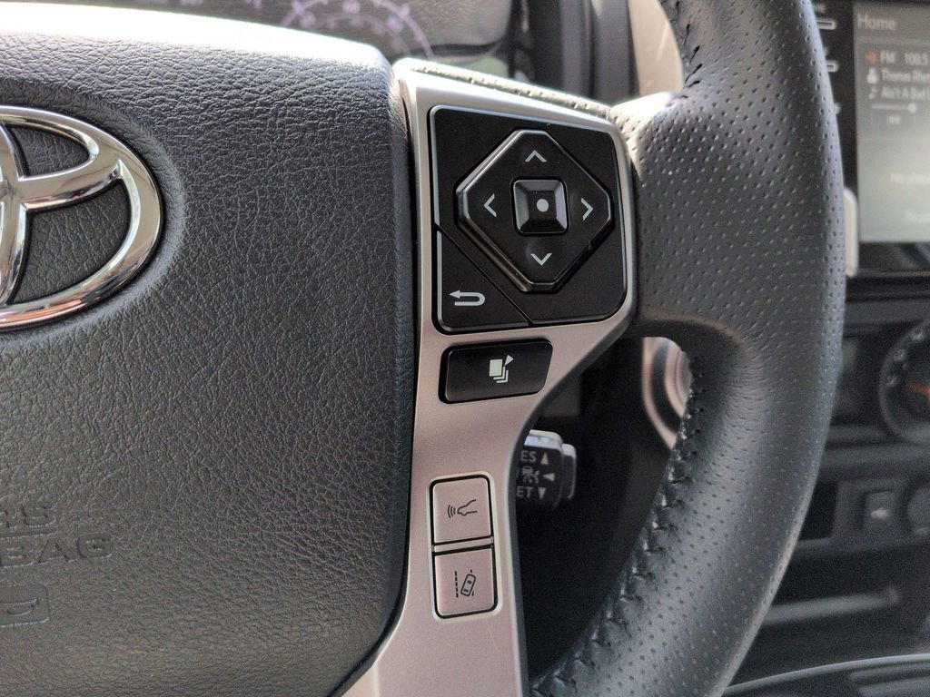 Used 2022 Toyota 4Runner SR5 Premium w/ Moonroof Package image 21