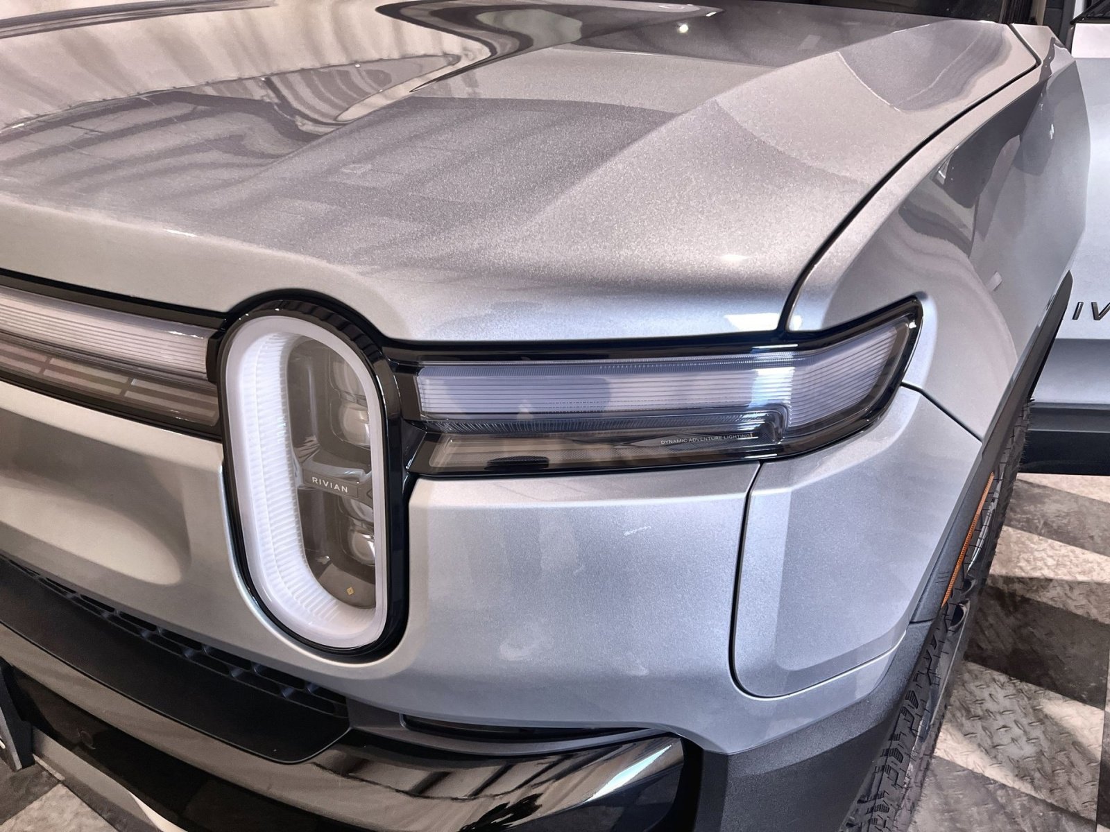 Used 2026 Rivian R1S Adventure image 14