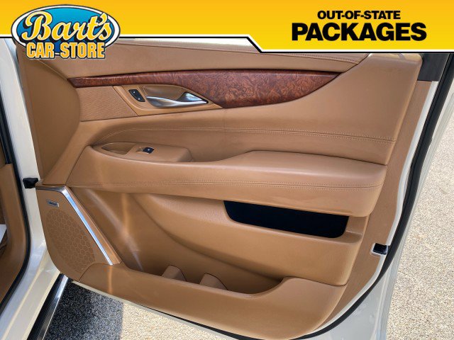 Used 2015 Cadillac Escalade ESV Platinum AWD/4WD image 16