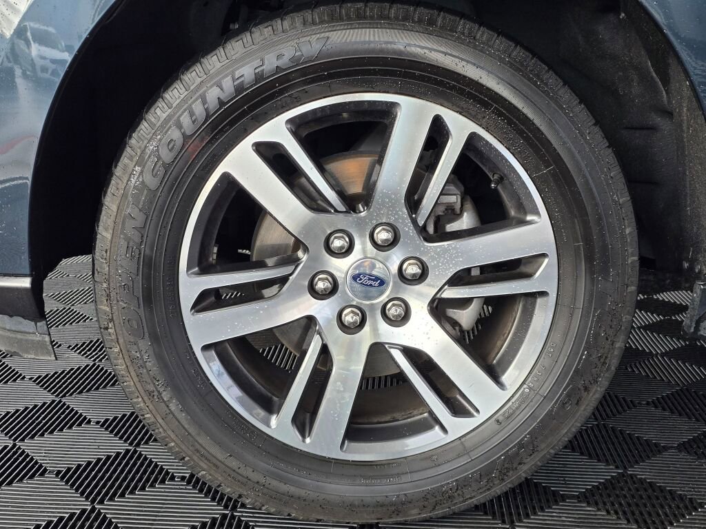 Used 2024 Ford Expedition Limited image 12