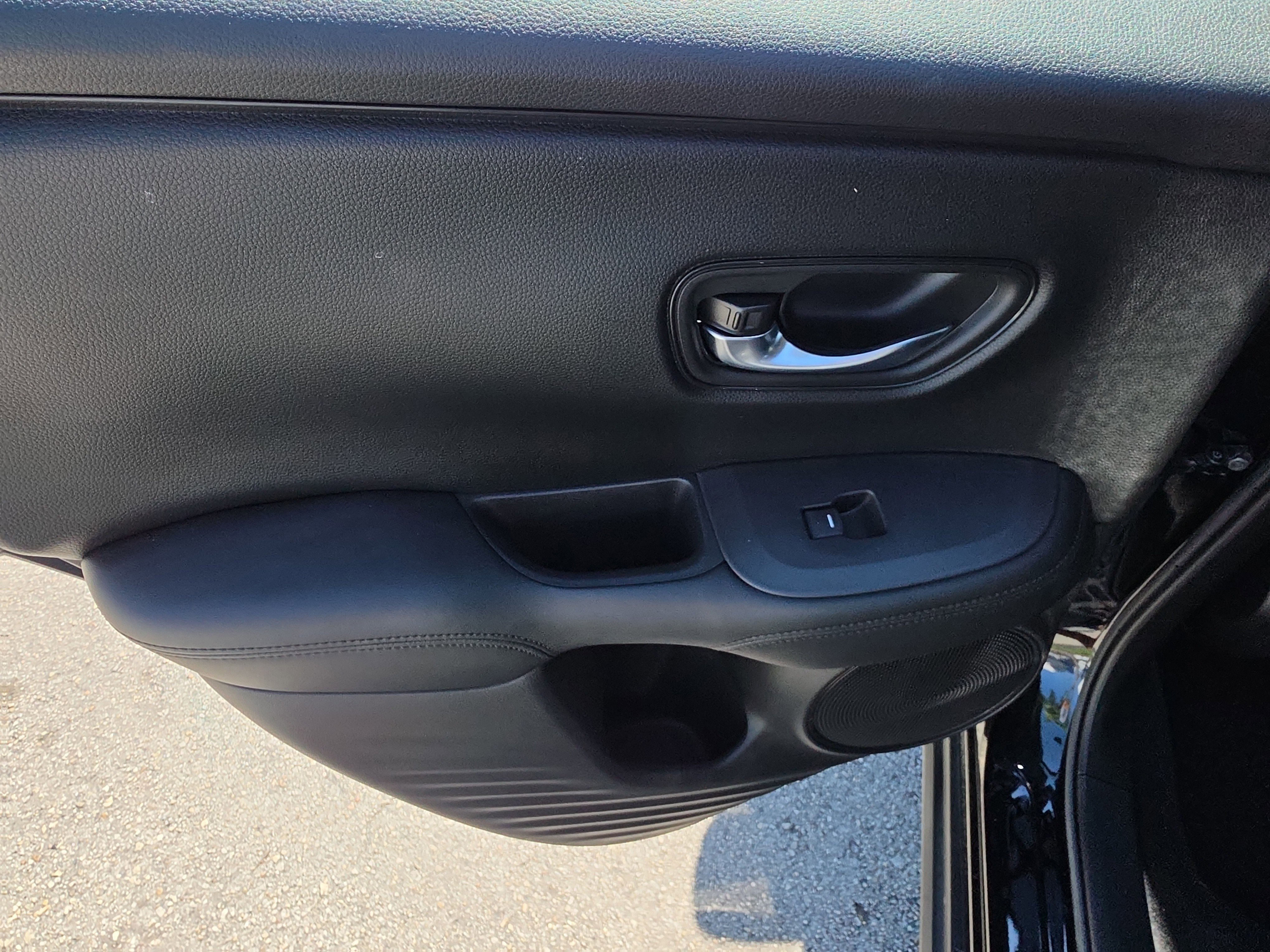 Certified 2023 Honda HR-V LX image 10