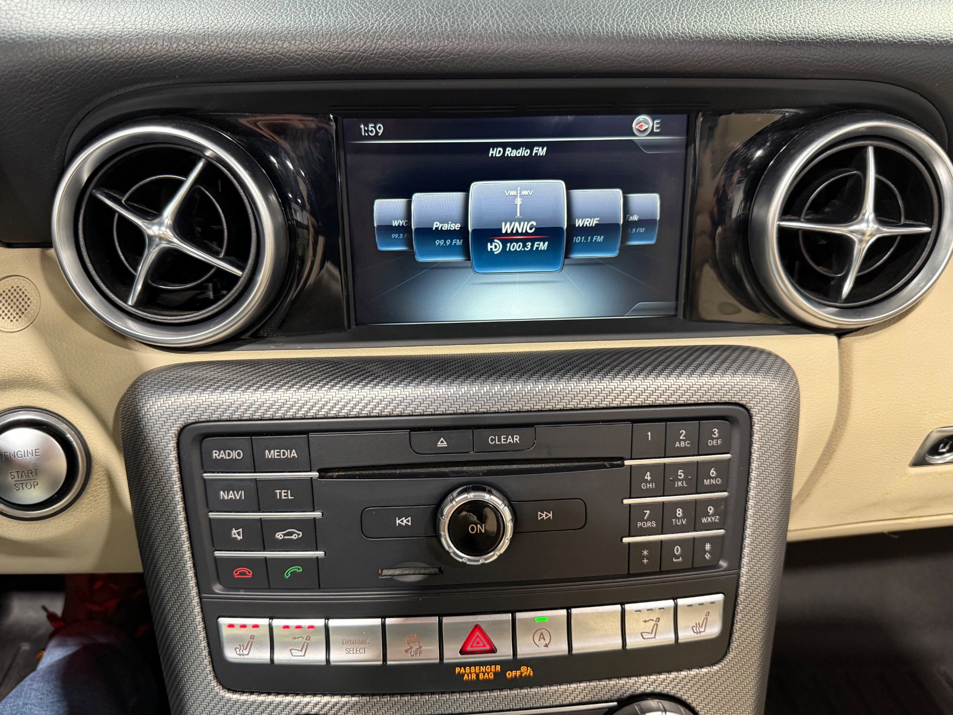 Used 2017 Mercedes-Benz SLC 300 w/ Premium 2 Package image 42