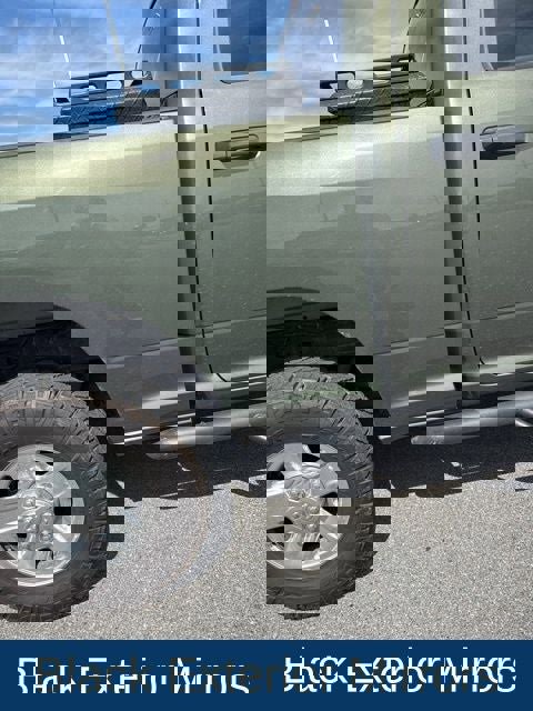 Used 2021 RAM 2500 Tradesman w/ Chrome Appearance Group image 17