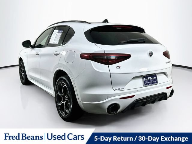 Used 2023 Alfa Romeo Stelvio Veloce AWD/4WD image 8