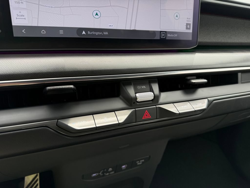 Certified 2024 Kia EV9 GT-Line AWD/4WD image 31