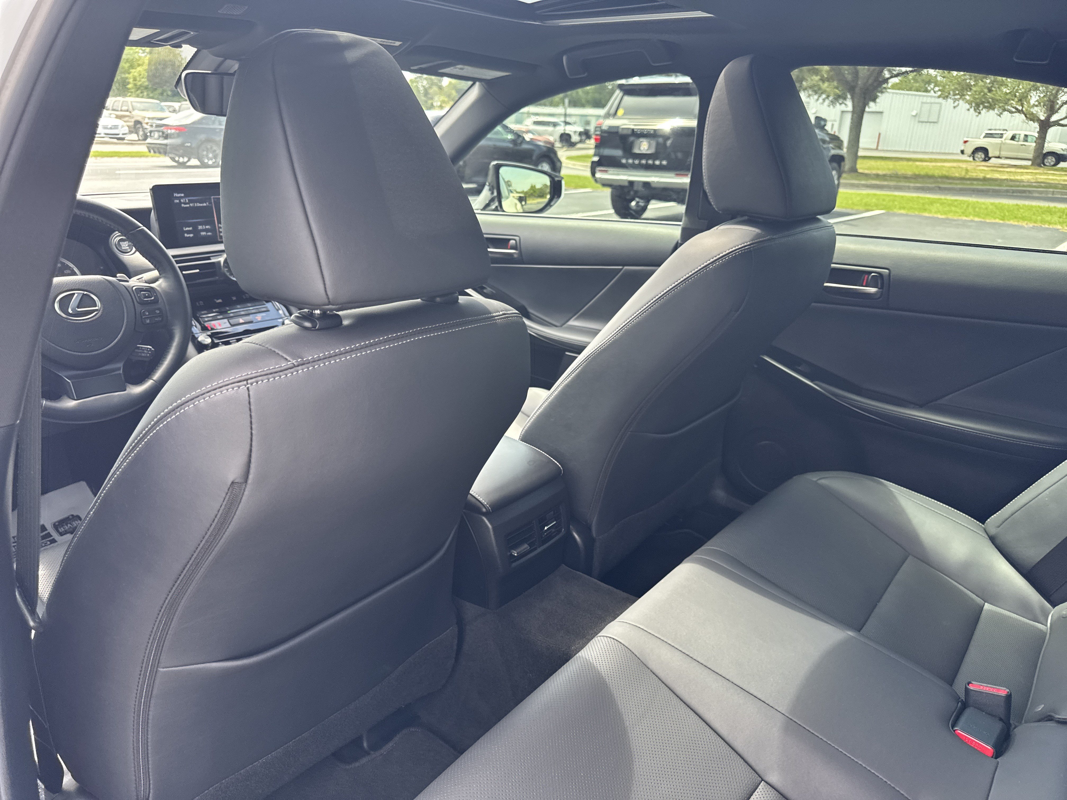 Used 2025 Lexus IS 300 w/ Comfort Package RWD image 27