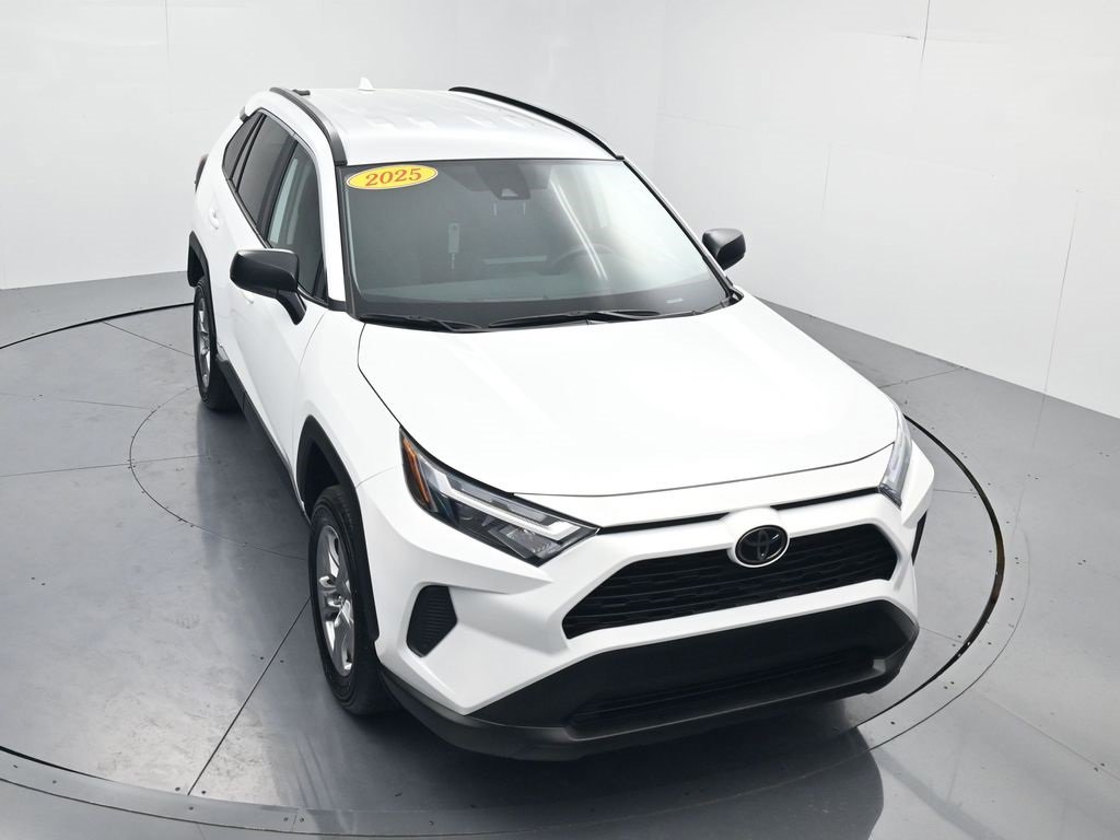 Used 2025 Toyota RAV4 LE image 56