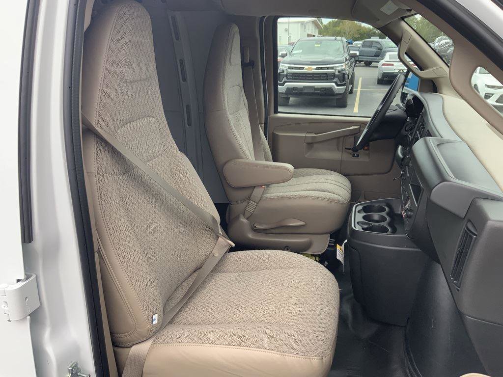 New 2025 Chevrolet Express 3500 Extended w/ Driver Convenience Package RWD image 42