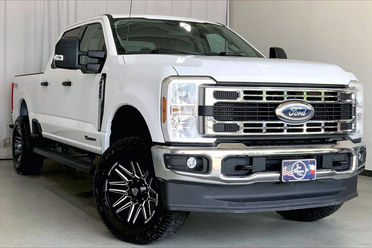 Used 2024 Ford F250 XLT w/ FX4 Off-Road Package AWD/4WD image 34