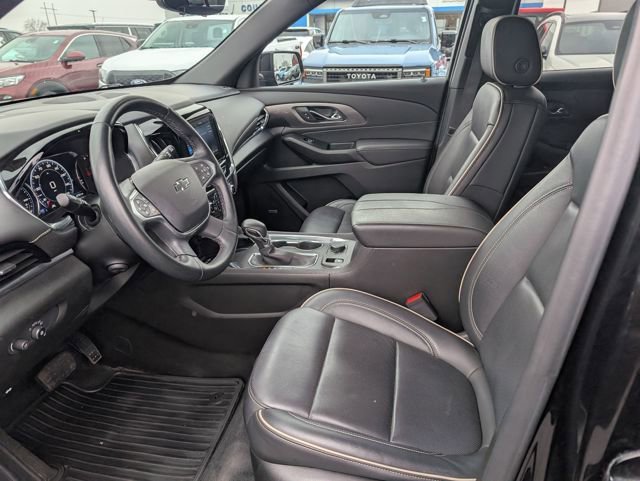 Used 2023 Chevrolet Traverse Premier w/ Redline Edition image 13