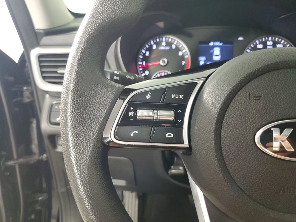 Used 2020 Kia Optima LX image 24