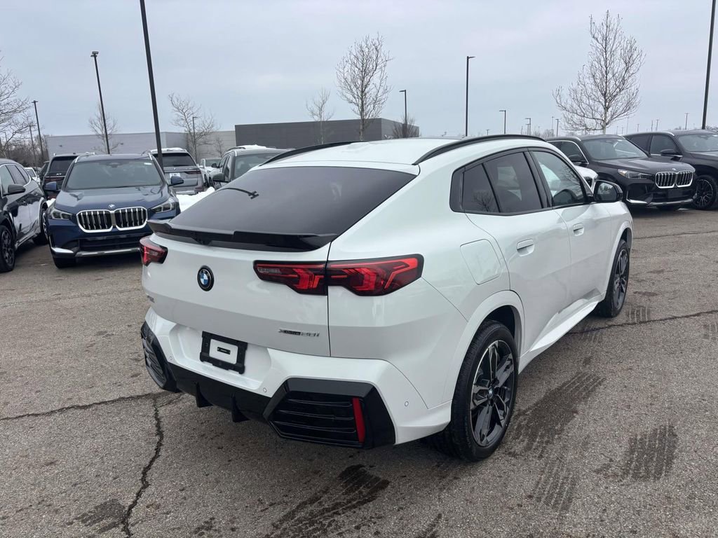 New 2026 BMW X2 xDrive28i w/ Technology Package image 7