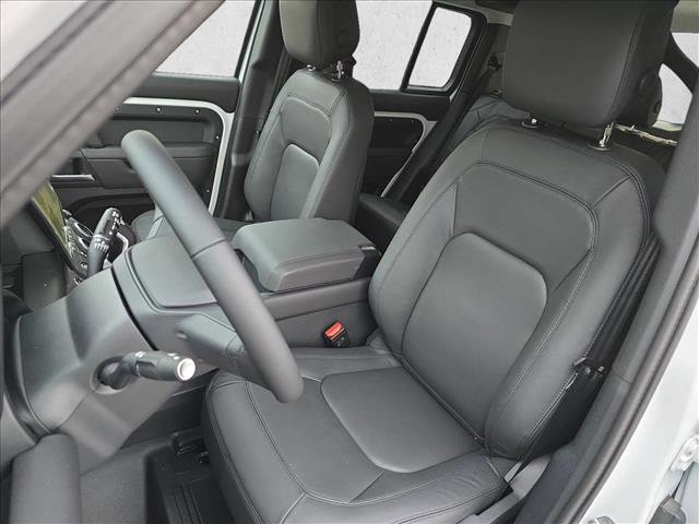 New 2026 Land Rover Defender 110 X-Dynamic SE image 14