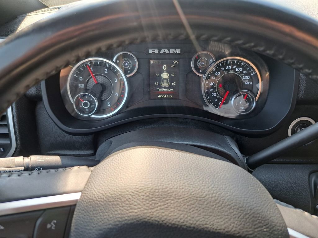 Used 2024 RAM 3500 Big Horn image 11