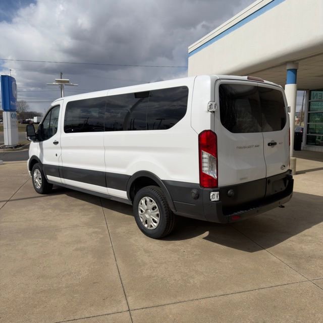 Used 2024 Ford Transit 350 XLT image 3