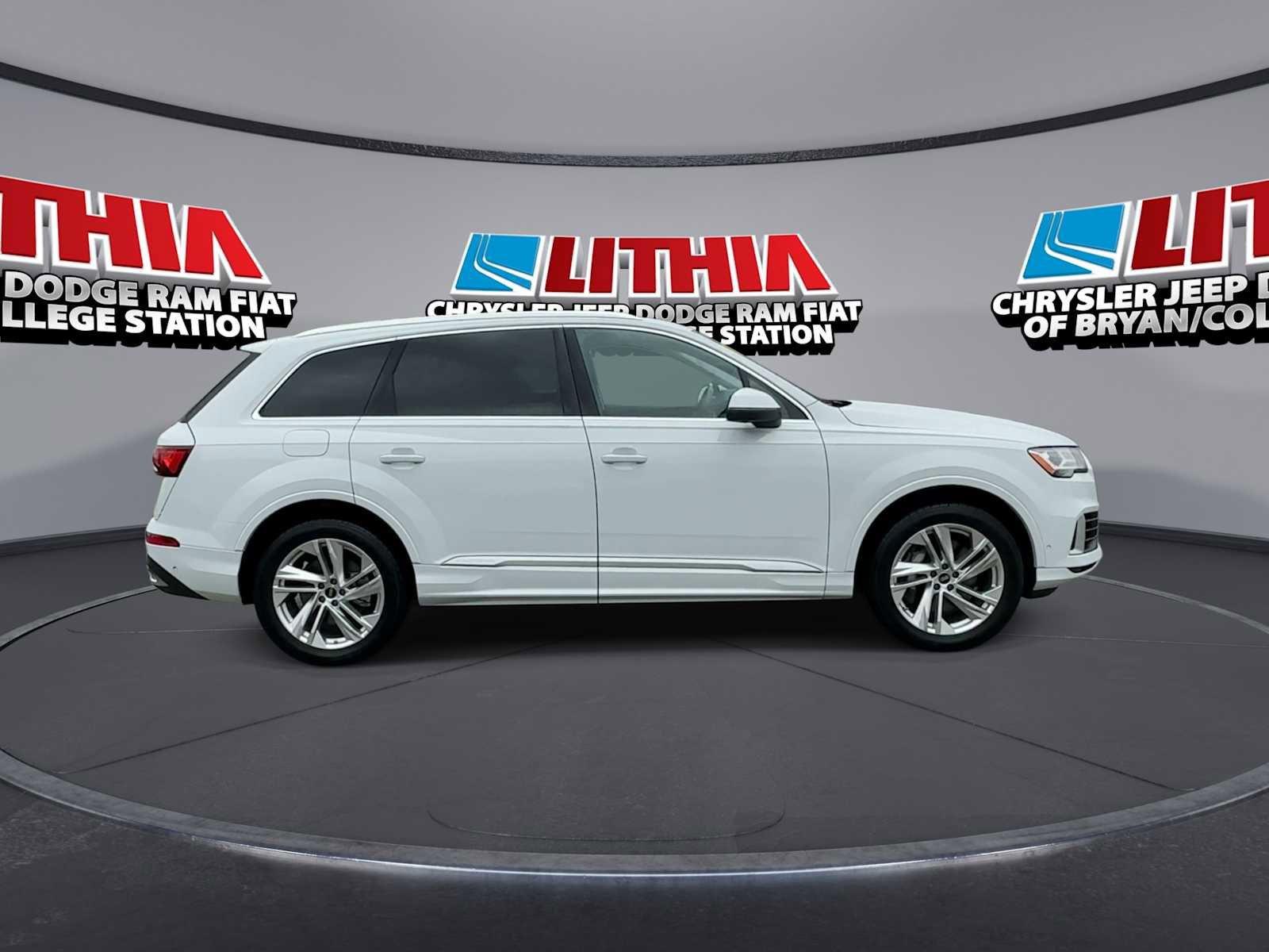 Used 2023 Audi Q7 3.0T Premium Plus image 9