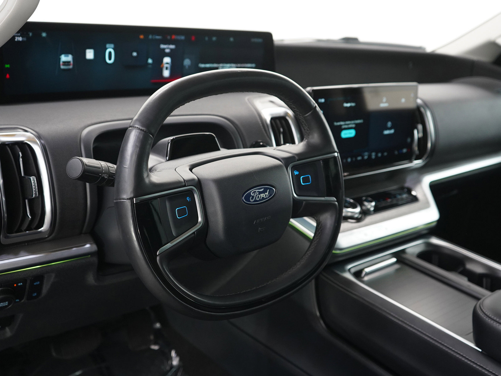 Used 2025 Ford Expedition Max Platinum AWD/4WD image 25