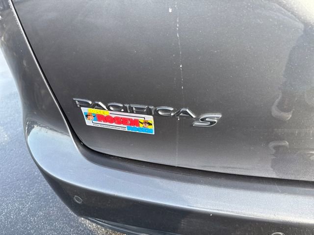 Used 2018 Chrysler Pacifica Touring-L w/ Premium Audio Group image 43