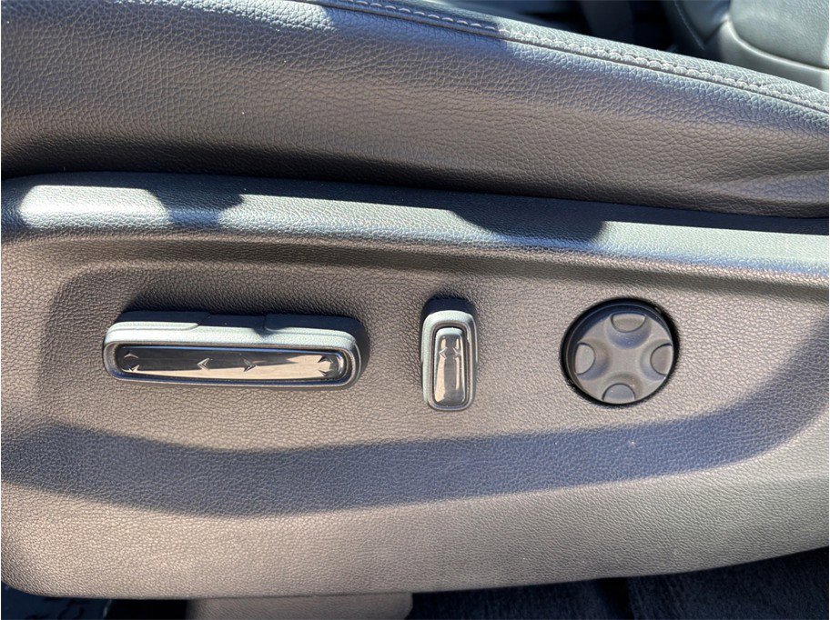 Used 2023 Honda Odyssey Touring image 18