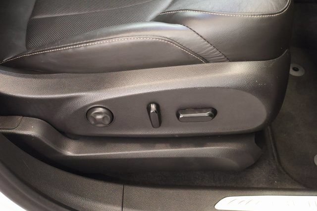 Used 2017 Buick Envision Essence AWD/4WD image 30