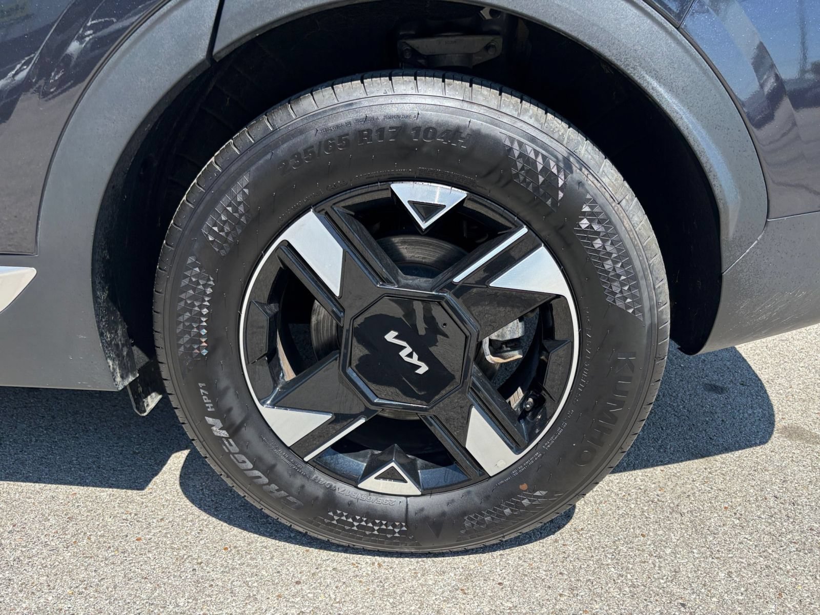Used 2026 Kia Sportage LX FWD image 30