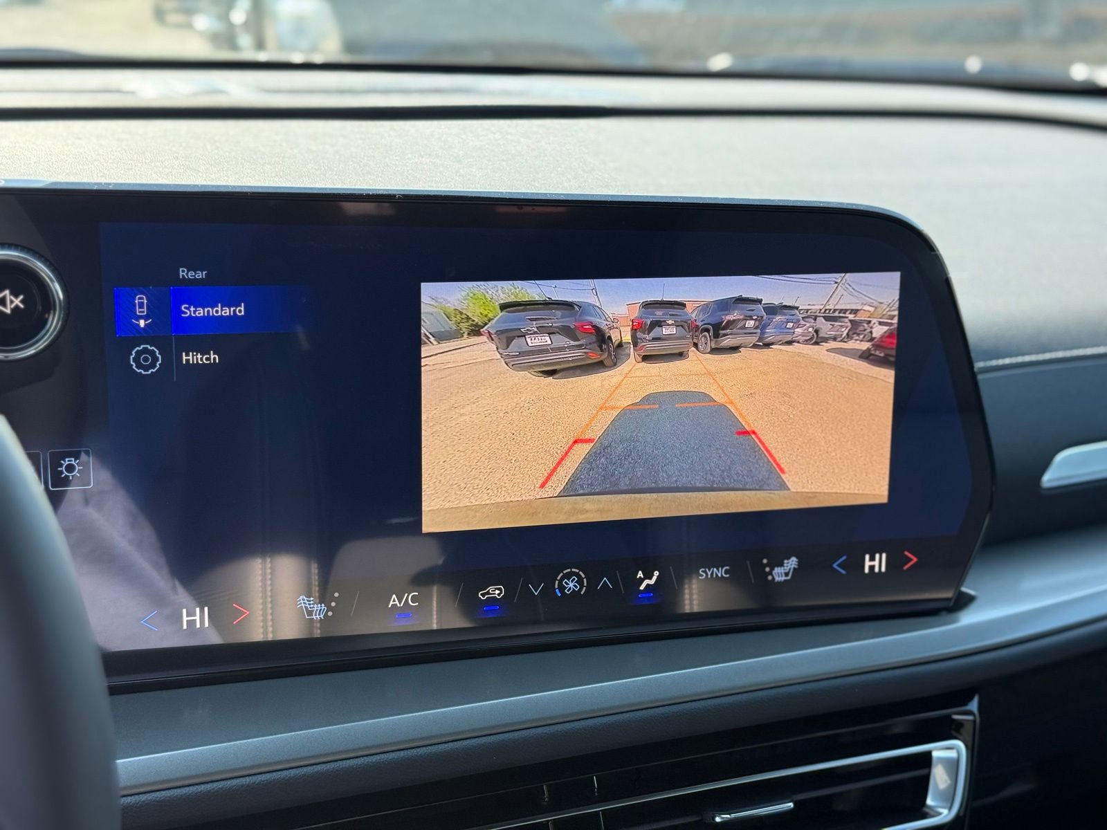 New 2026 Chevrolet Traverse LT image 29