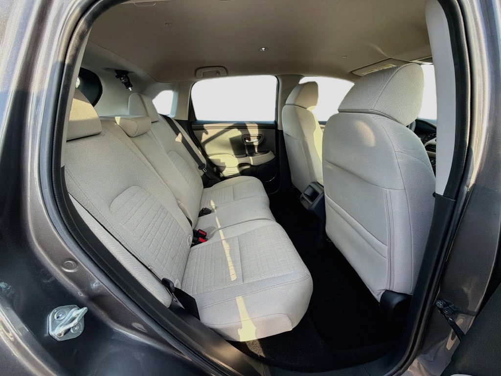 Certified 2025 Honda HR-V LX image 27