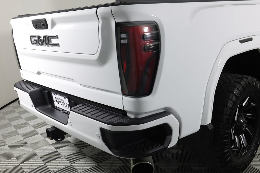Used 2024 GMC Sierra 2500 AT4 w/ AT4 Premium Plus Package AWD/4WD image 57